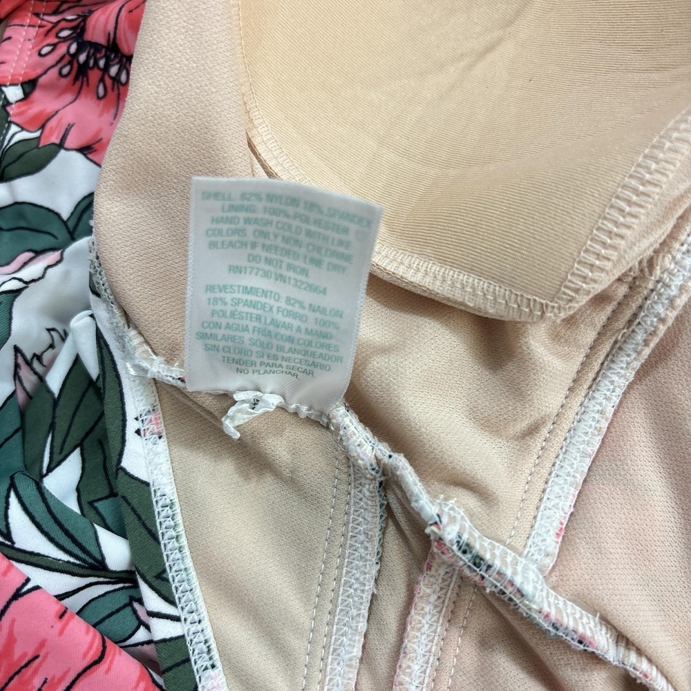 Women's One Piece Ruched Swimsuit Large Floral Tank Built-In Bra Lined Feminine - Picture 12 of 12